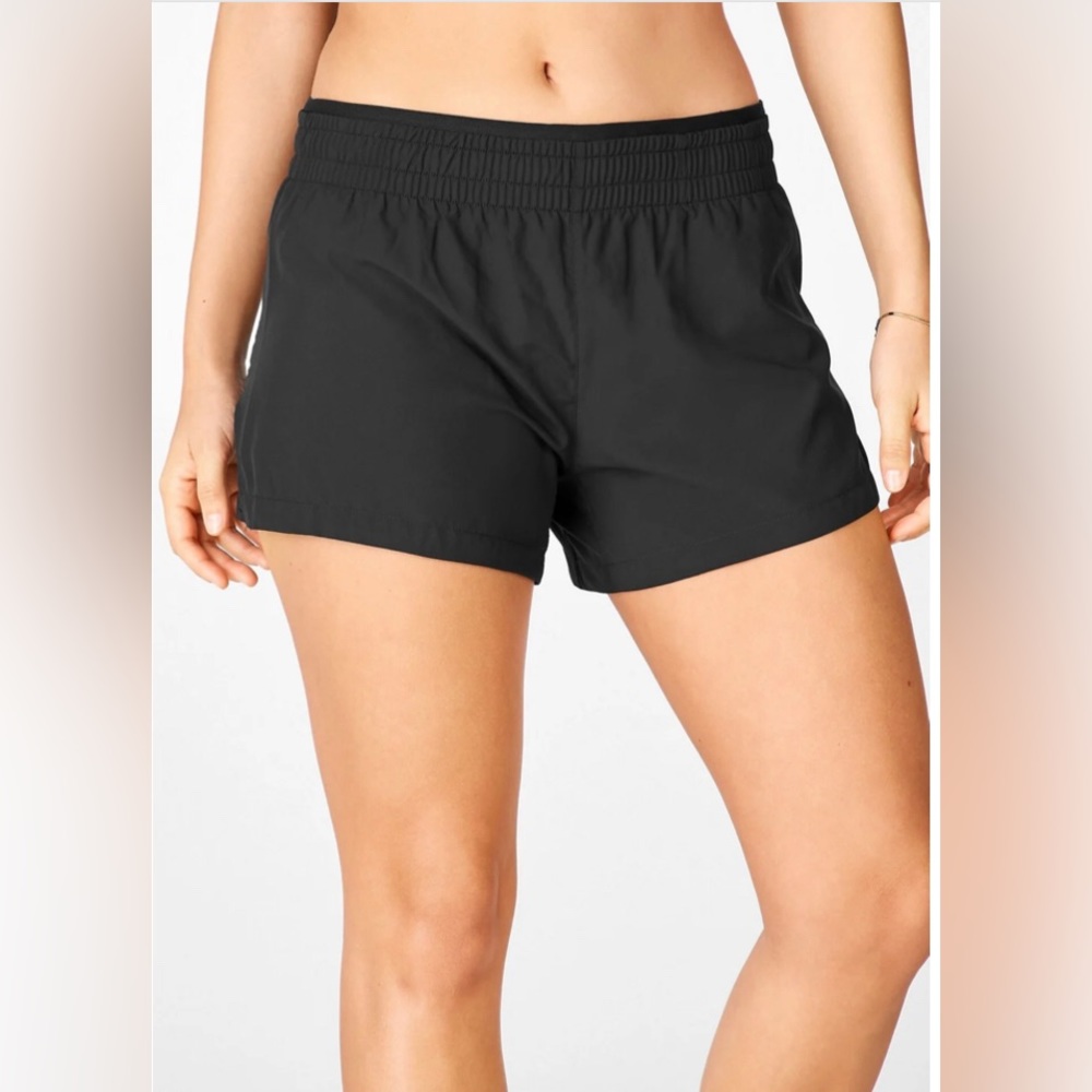 Fabletics Breathe Mid-Rise Run Short